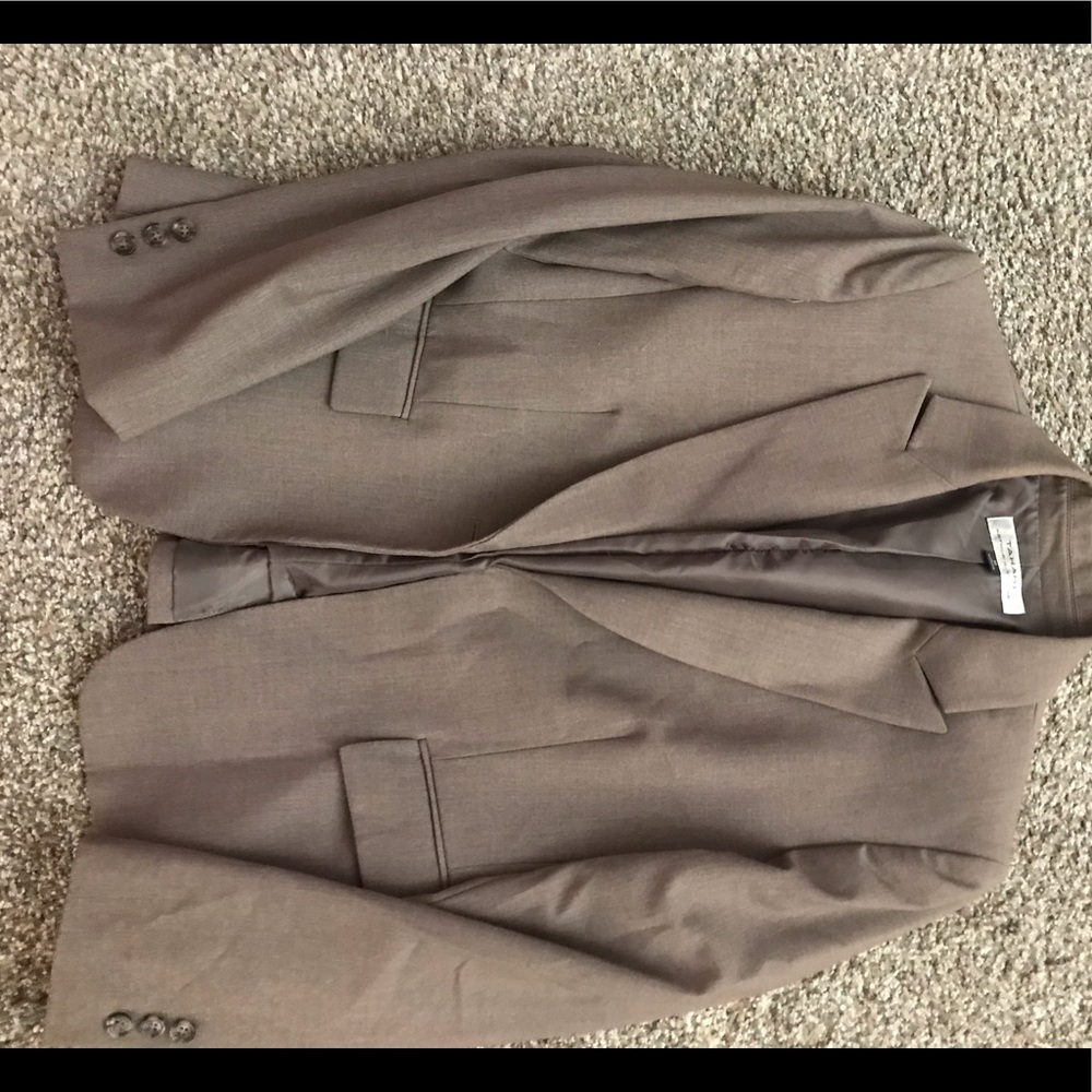 Woman’s two piece suit, light brown